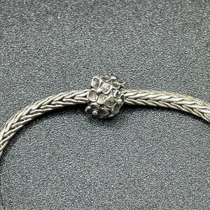 Elegant Trollbeads Sterling Silver Flower Bouquet